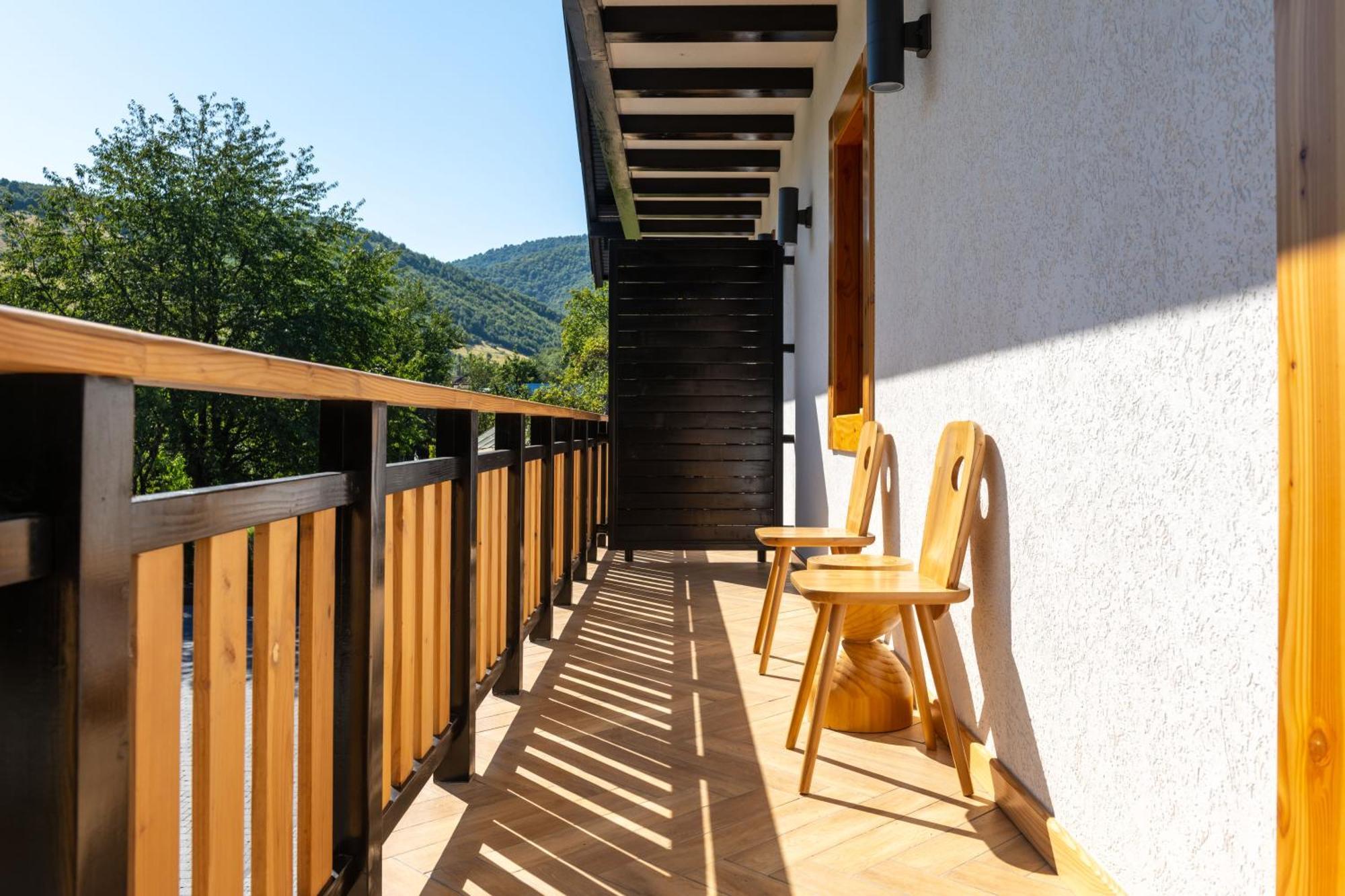 Hotel Casa Roben Rîu de Mori Exterior foto